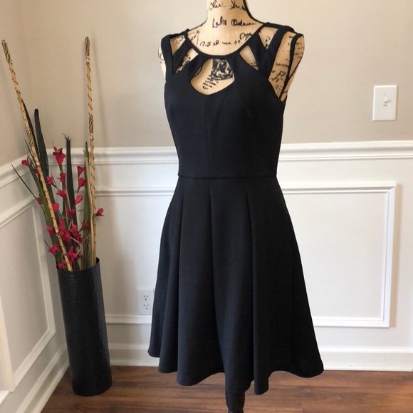 Betsey Johnson Dresses & Skirts - Sale was$45 Betsy Johnson Keyhole SweetHeart Dress